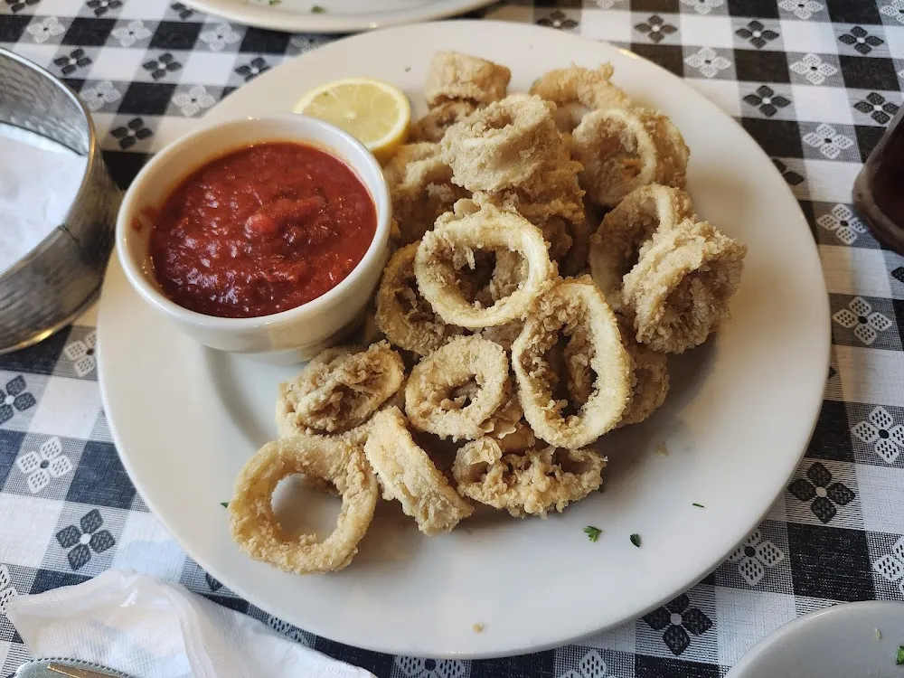 Fried Calamari with Marinara Sauce